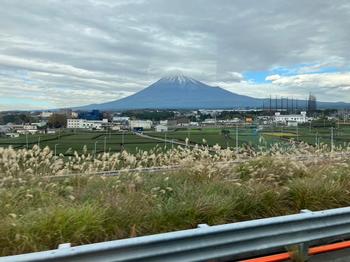 車窓からの富士山